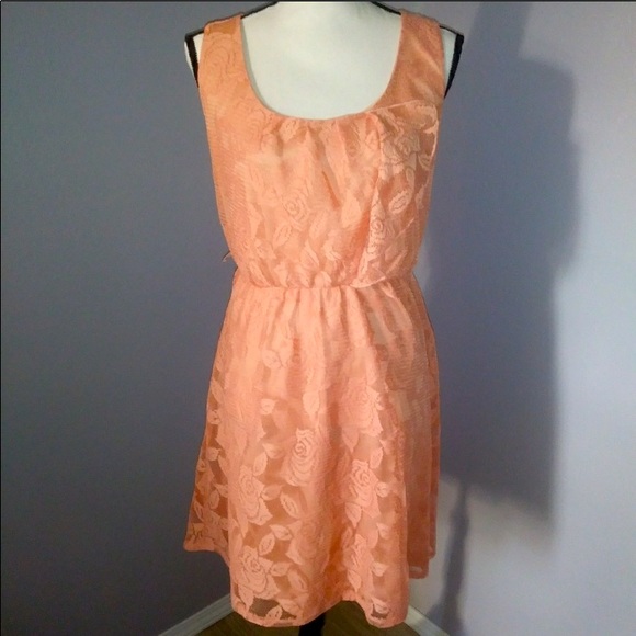 Maurices Dresses & Skirts - Maurices light pink sleeveless lace knee length dress
